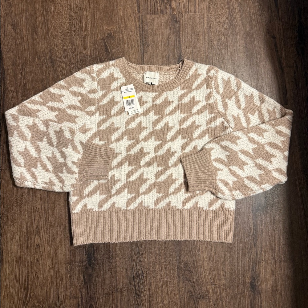 NWT Pink Rose Medium White Mocha Patterned Sweater